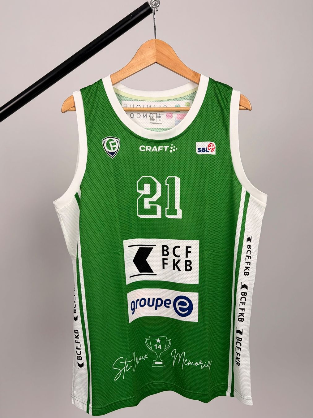 Canottiere & Pantaloni: Jonathan Williams #21 - Maillot et short – Usato da Fribourg venduto da FribourgOlympicB