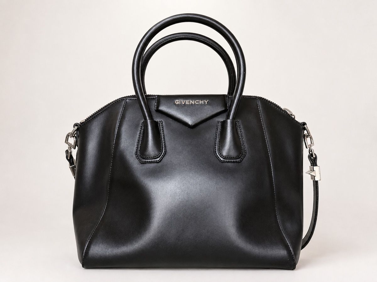 Givenchy Sacs: Givenchy Antigona Leder Handtasche Schwarz – D'occasion à Uster par Mur_88