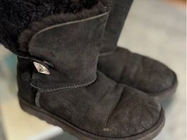 UGG-Stiefel | mit Kristall-Knopf | Größe 36