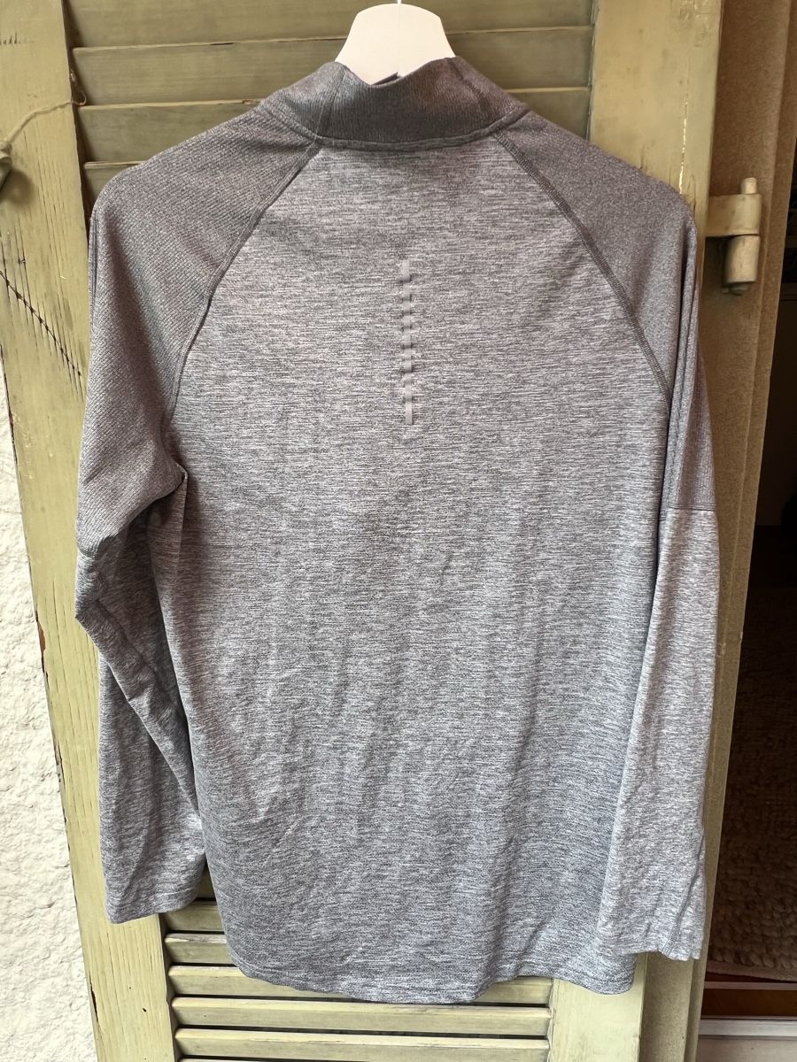 Nike Maglioni & Felpe: Nike Herren Running Longsleve DRI FIT  – Usato da Bern venduto da Lehmannx1 1