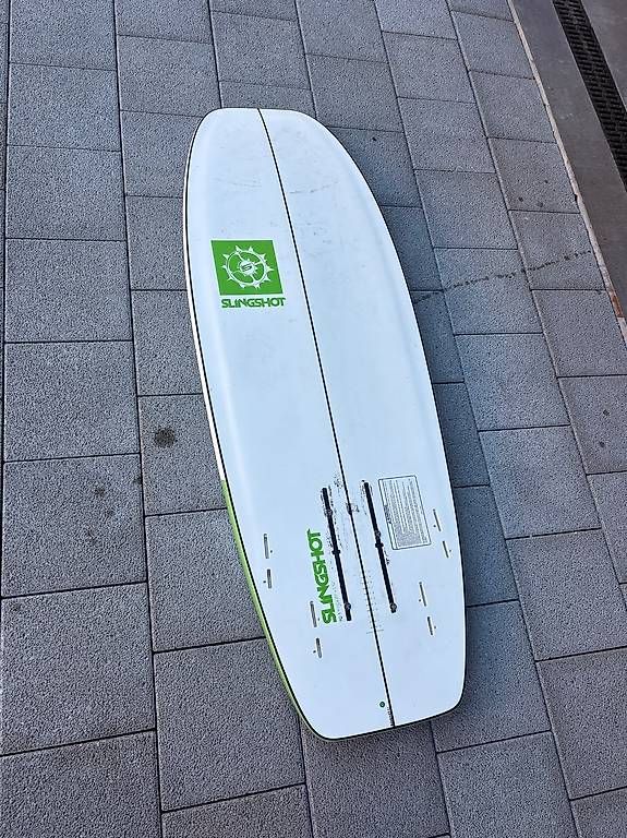 Planches de surf: Slingshot WF-1 FoilBoard – D'occasion à Buochs par lu.odermatt 1