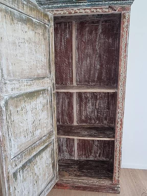 Armadi: Kleiner Schrank vintage massiv – Usato da Ostermundigen venduto da d-p73 2