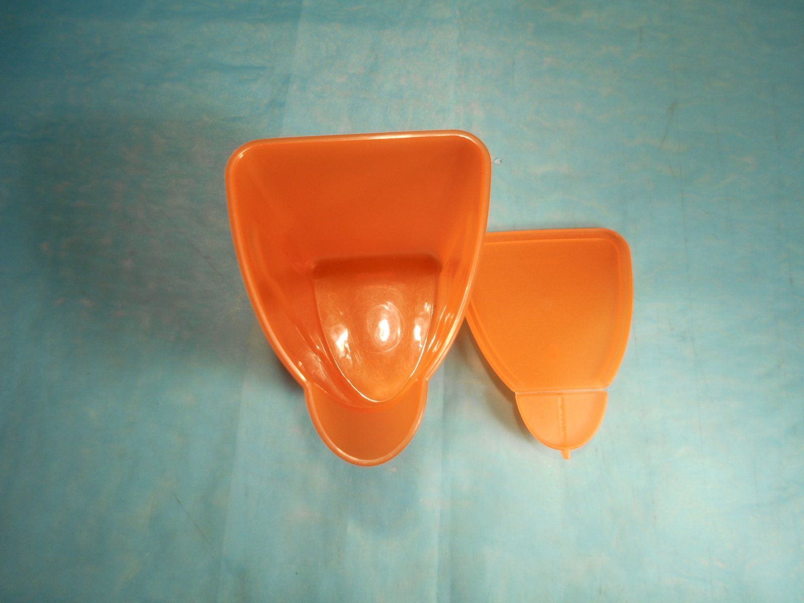 Tupperware Contenitori & Simili: Tupperware Behälter, "Junge Welle", orange – Nuovo (secondo la descrizione) da Bellach venduto da JingleCherry 4