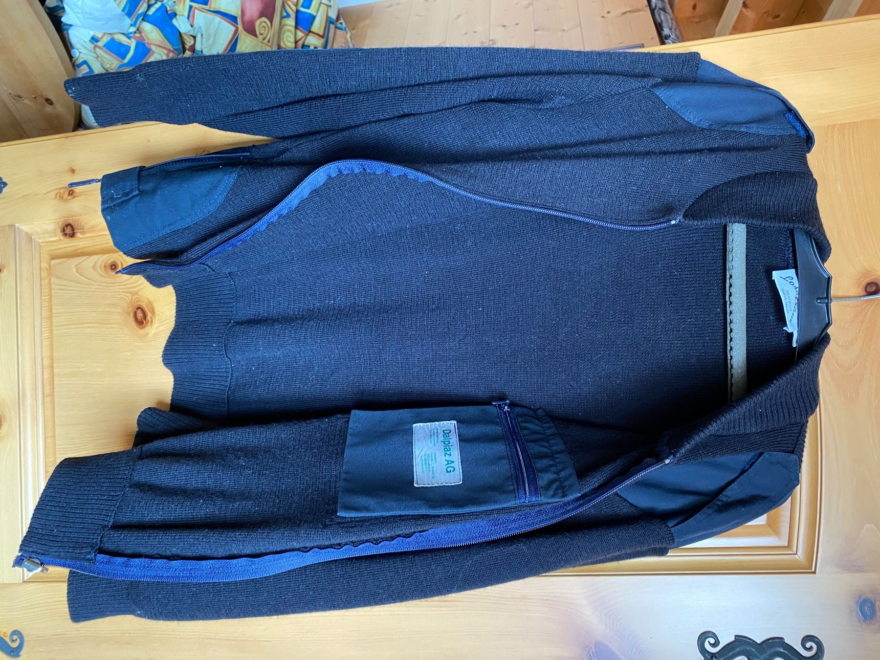 Giacche: Lodenfraui Strickjacke, Gr. S/M – Usato da Klosters venduto da Rigi98
