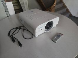 Beamer Christie LX380 35x45x17cm ab 1.-