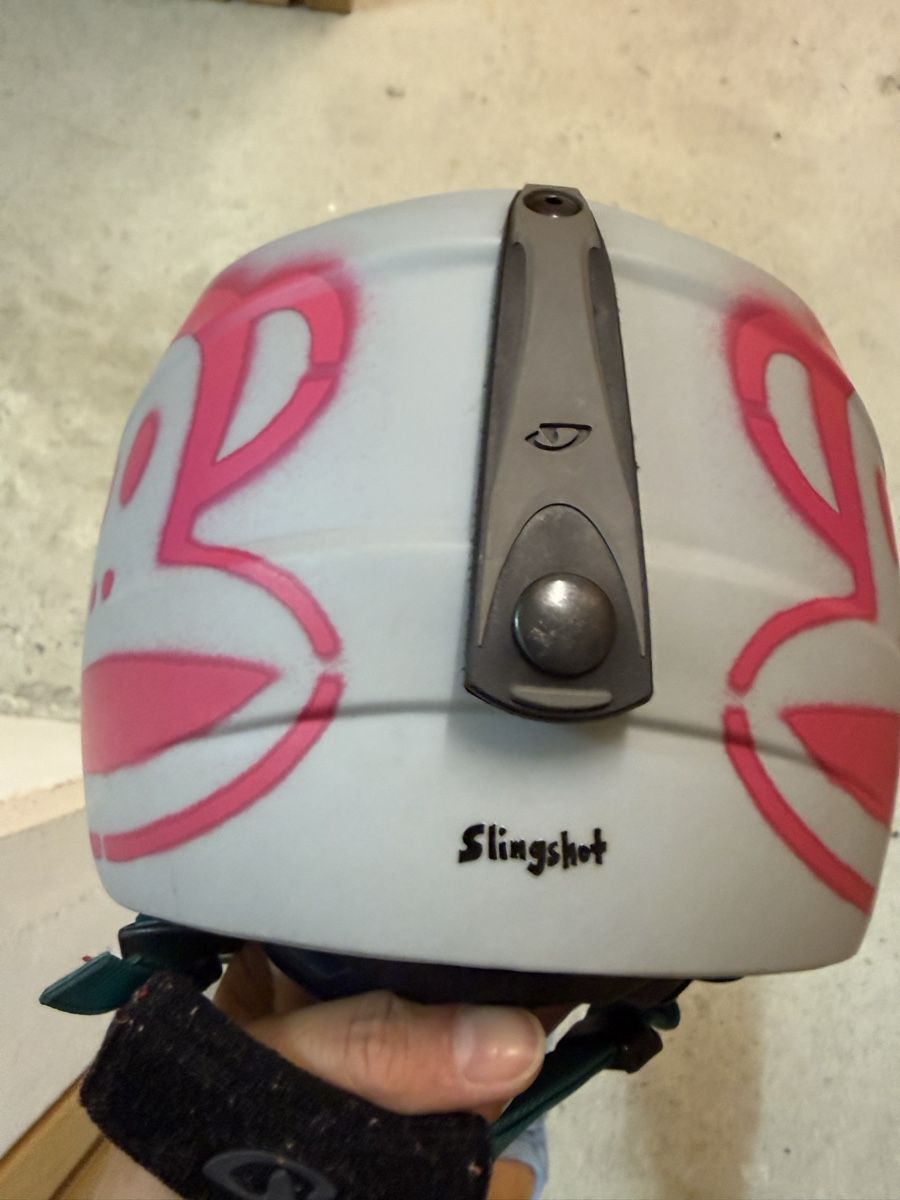 Giro Caschi: Ski Helmet Grey Pink Monkey Design GIRO  Used – Usato da Geneve venduto da fed_grg5 1