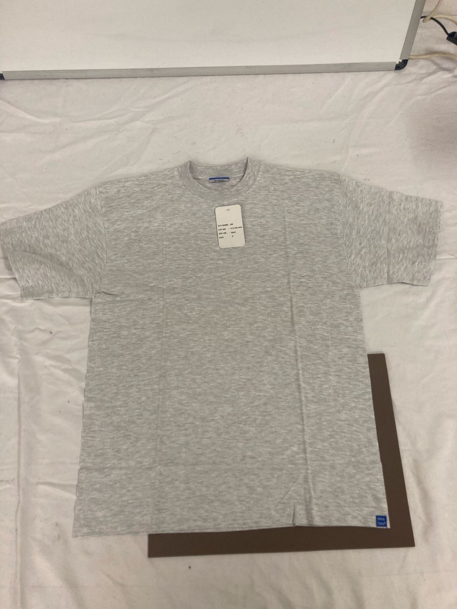 T-shirt: T-Shirt "Jim" HELLGRAU Grösse S mit Etikett Neu – Nuovo e nell'imballaggio originale da Aarwangen venduto da to-hirschi