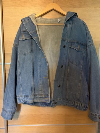 Jeansjacke mit Kapuze gefüttert blau Grösse XL gebraucht