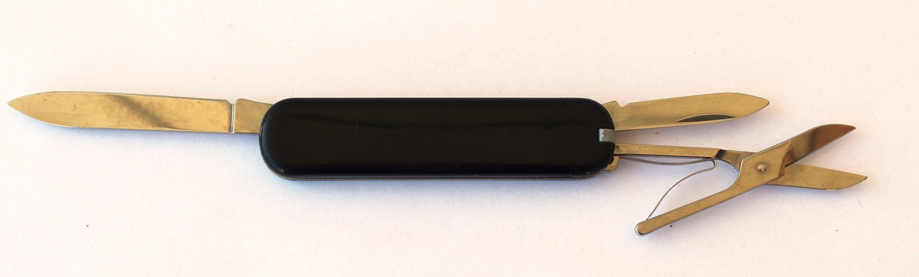 Victorinox Coltelli tascabile: Taschenmesser Victorinox Cerberus mit Etui – Usato da Zürich venduto da Auctionata 2