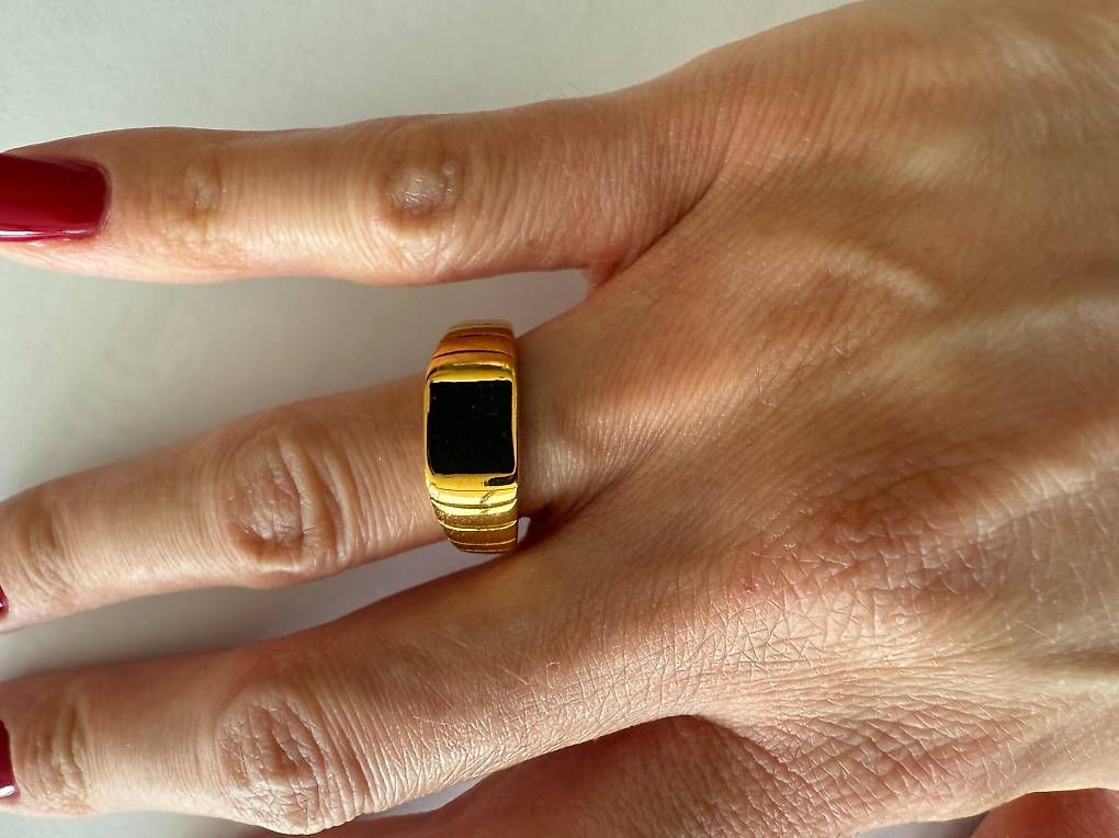 Anelli: Gold Onyx Ring New Never Worn Elegant Design – Usato da Canobbio venduto da esa_2vds 1