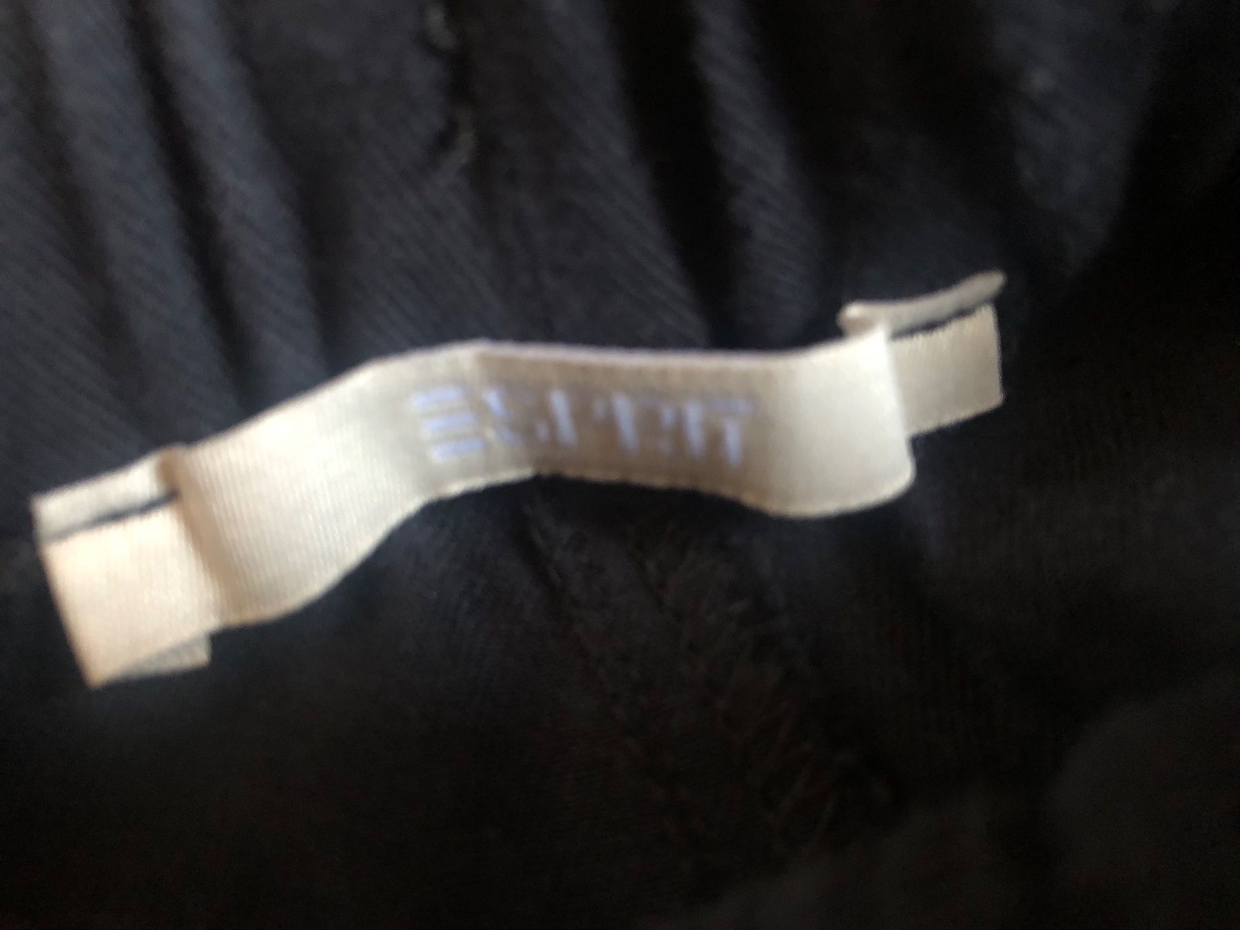 Esprit Pantaloni: Shorts Esprit 36 – Usato da Lausanne venduto da MademoiselleZuzu 1