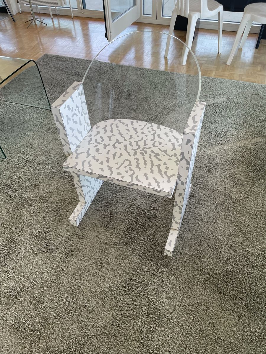 Chaises: Chaise Teodora / Ettore Sottsass – Neuf (Voir description) à Tannay par Lansing01