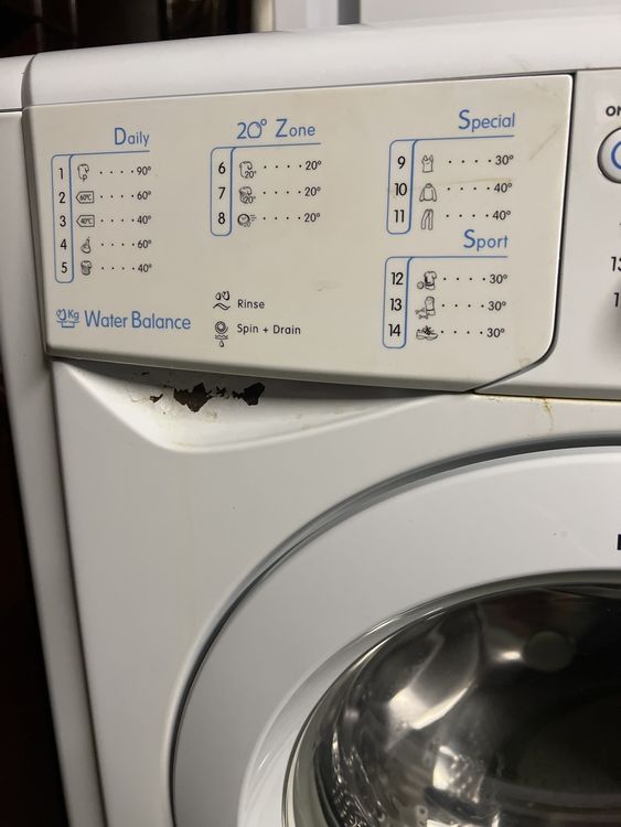 Waschmaschine Indesit Extra schmal/ Water Balance | Kaufen auf Ricardo