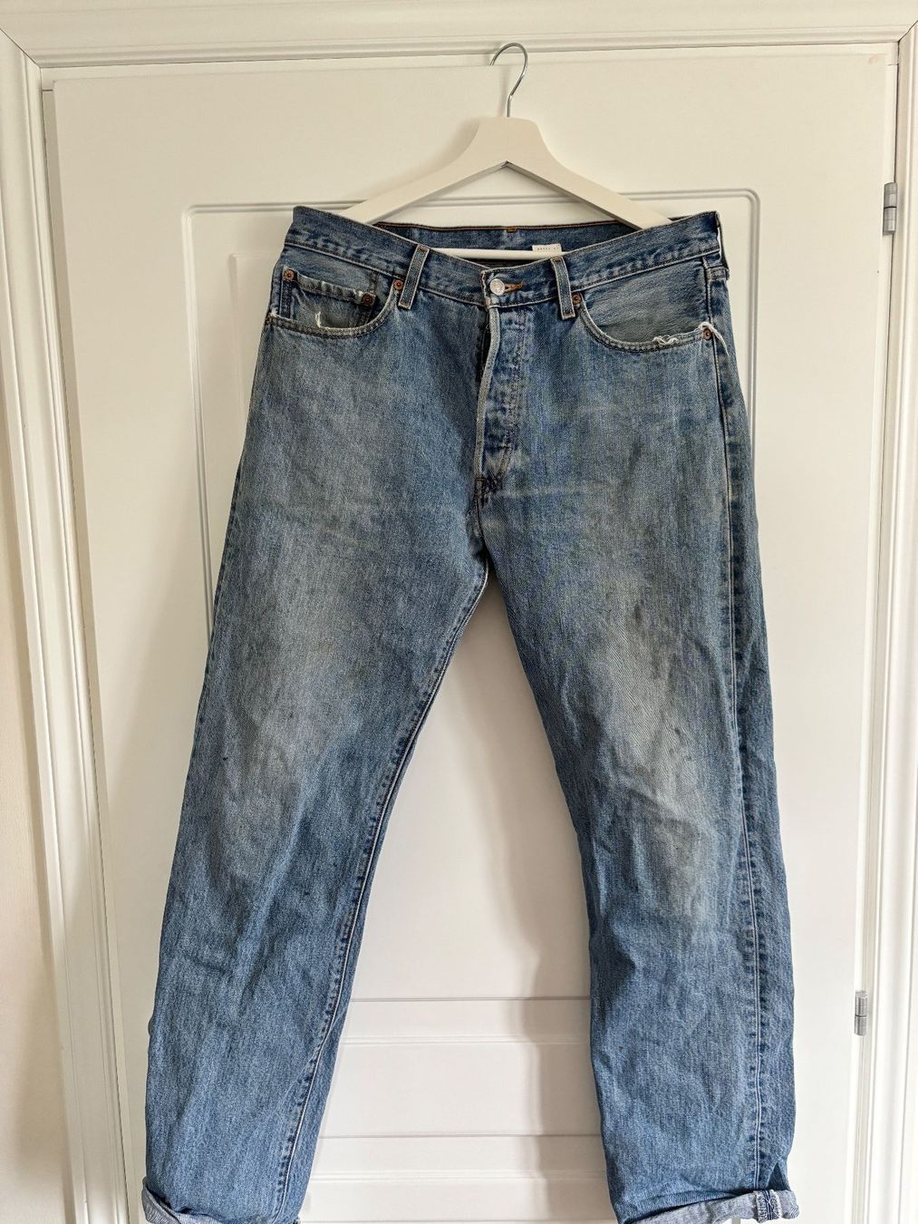 Levi's Jeans: Vintage Levi's 501 - 34/46 – Usato da Nidau venduto da kingmigae 1