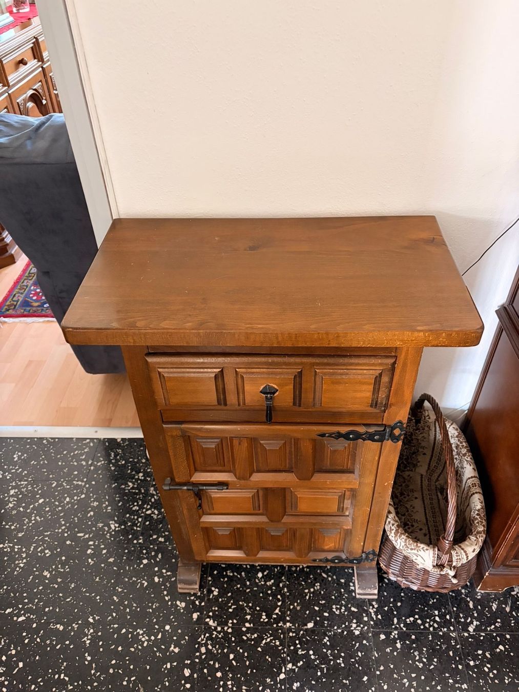Mobilhome: Vendo vari mobili in legno – Usato da Gordola venduto da giu_nrl8 6