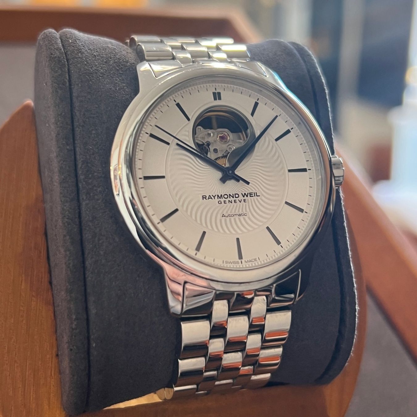 Raymond Weil Orologi: Raymond Weil Maestro OpenHeart 2227 – Usato da Carouge GE venduto da Watchaser 1