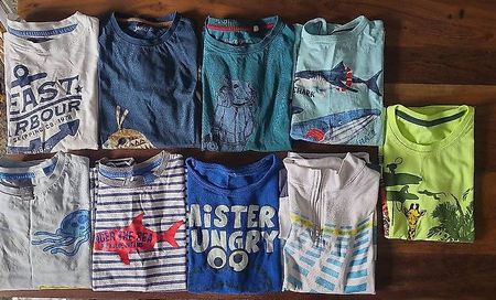 Kind Kleiderpaket T-Shirts Kind 122/118