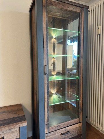 Vetrine: Vitrine – Usato da Brione s. Minusio venduto da Katrin.Angela.01