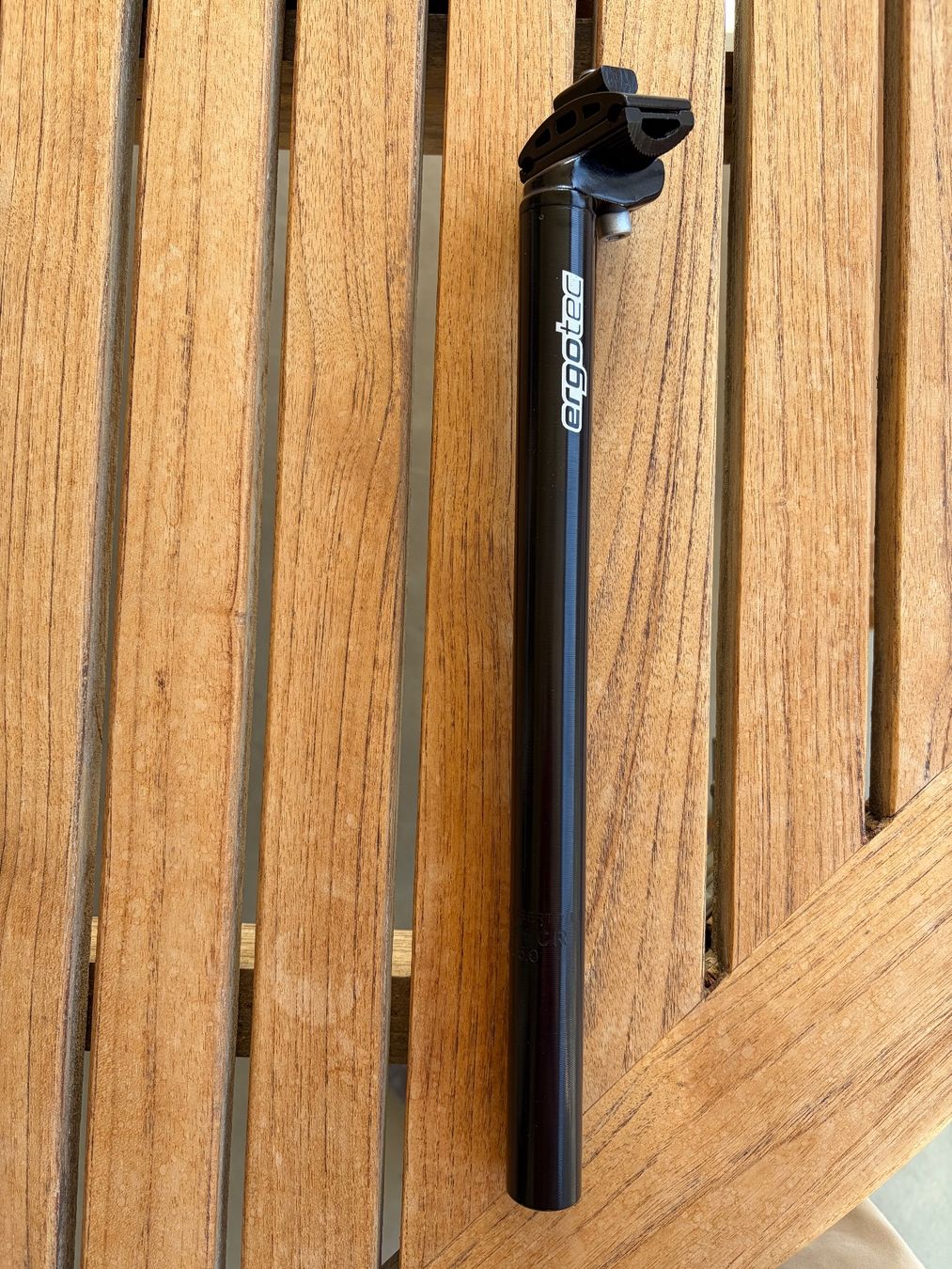 Ersatzteile: Sattelstütze ErgoTec 25.0 / 350 mm – Gebraucht aus Adliswil von svdlinden