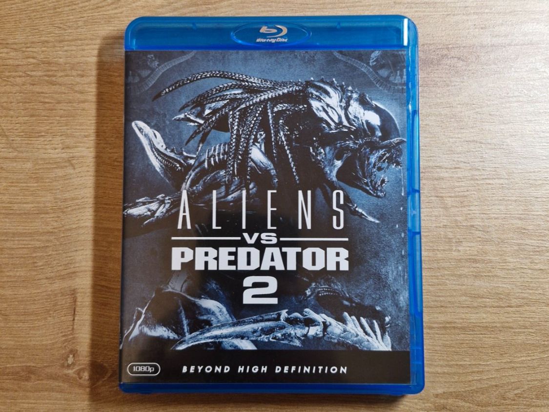 Tutti i DVDs: Aliens vs. Predators 2 (2007) Bluray – Usato da Pfungen venduto da Whitie