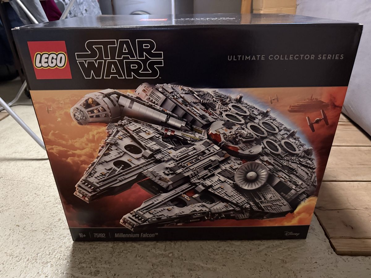 Lego Kit di costruzioni: Lego 75192 Millennium Falcon – Nuovo e nell'imballaggio originale da Goldingen venduto da Thomas.Perrin