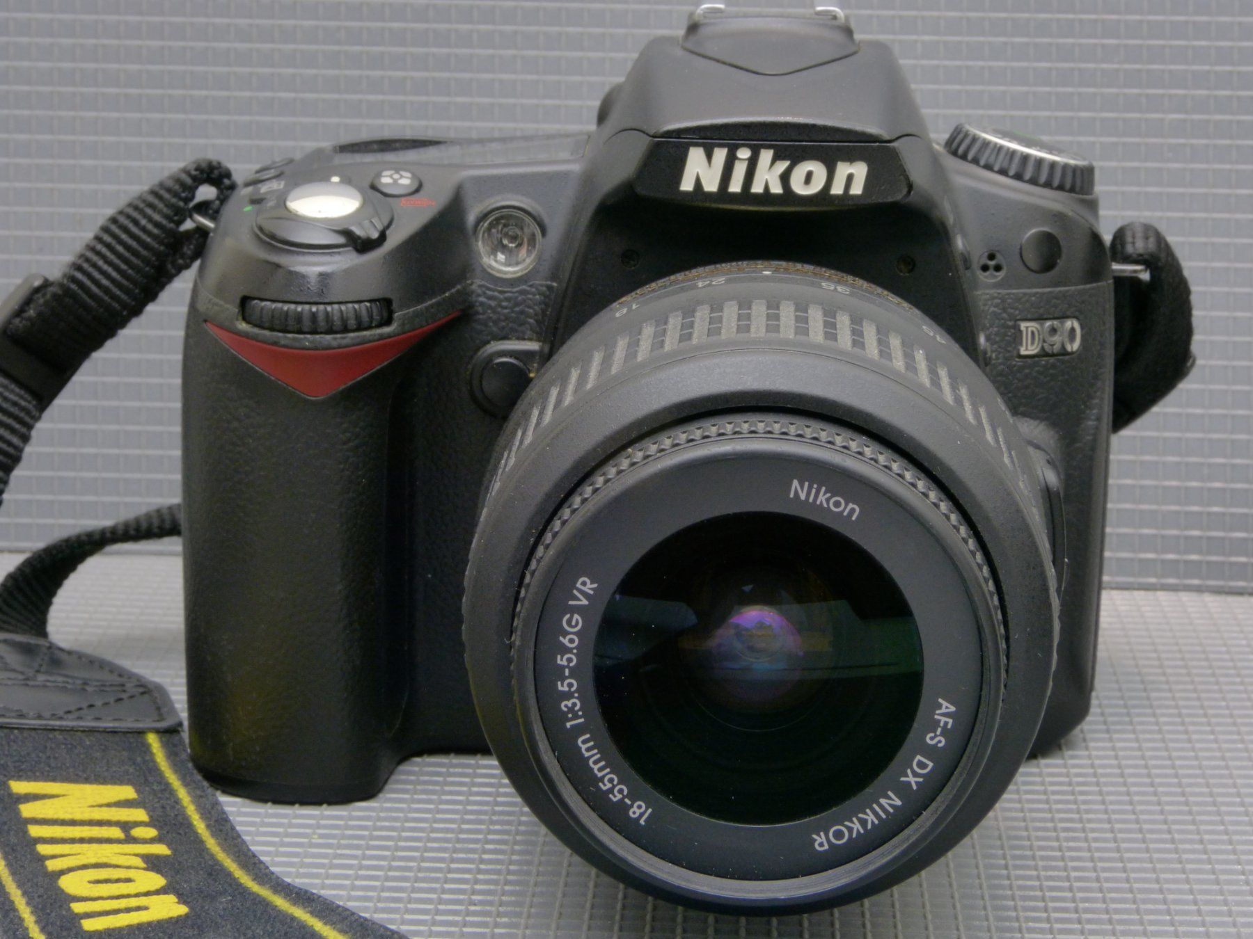 Nikon Kamera: Nikon D-90 Digitale Spiegelreflexkamera+ 2 Objektive + Blitz – Gebraucht aus Rheineck von mur.man 1