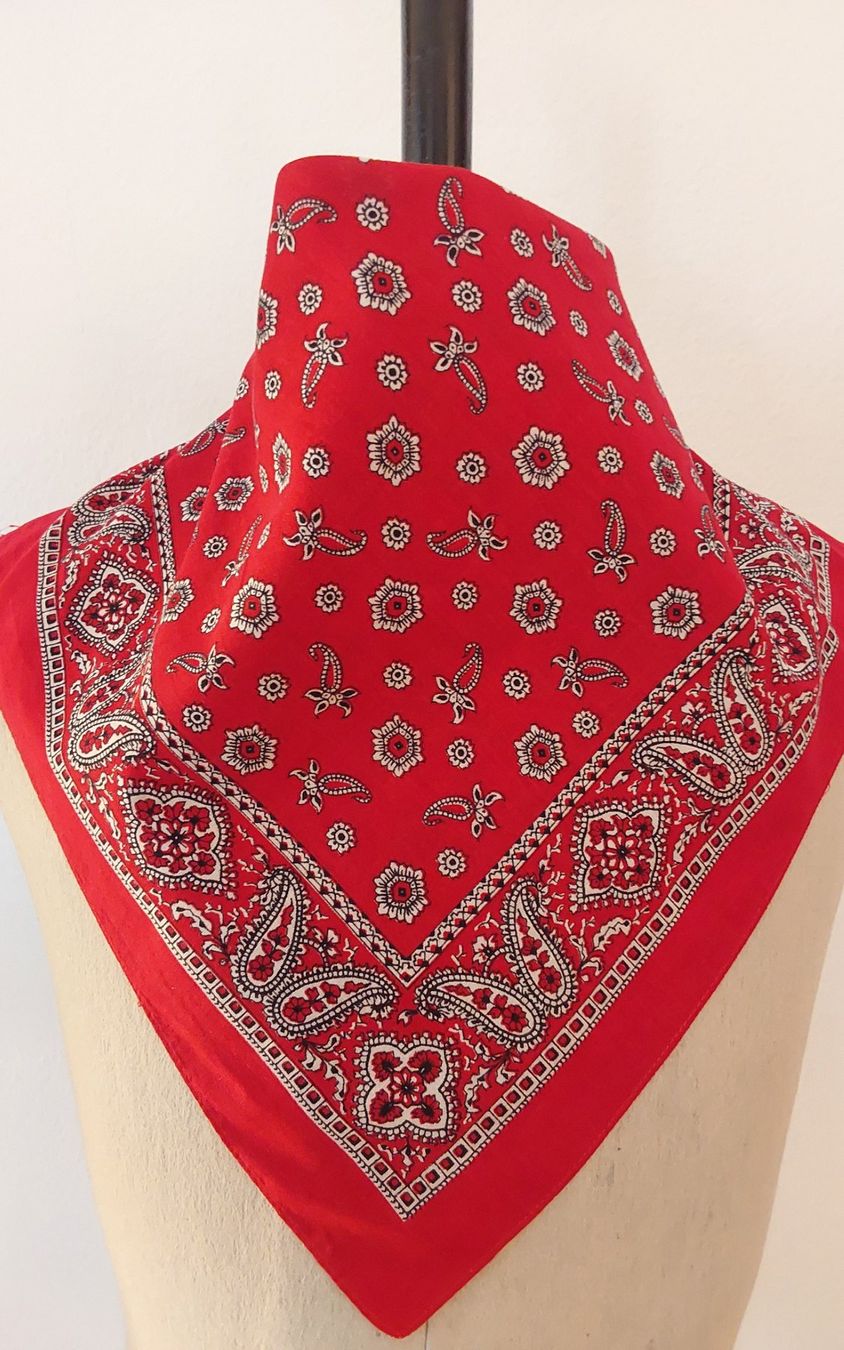 Foulard & Sciarpe: Tuch Baumwolle quadratisch rot – Nuovo (secondo la descrizione) da Köniz venduto da scopello12