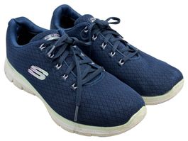 Baskets Skechers bleu marine waterproof. Pointure 40