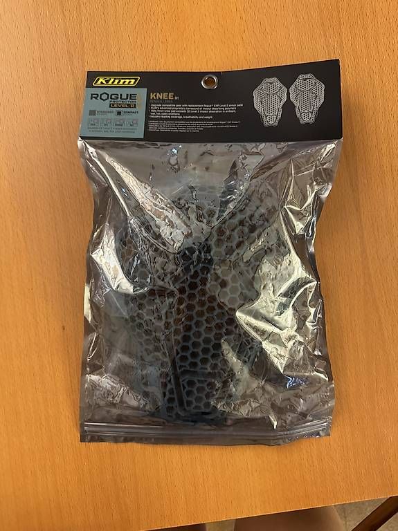 Protezioni & Imbottiture: Knie-Protektoren – Usato da Flaach venduto da ang_z98q 4