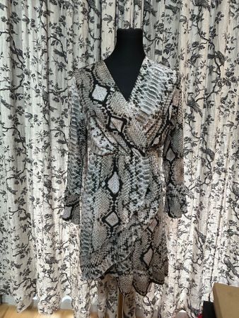 LEICHTES BLUSENKLEID