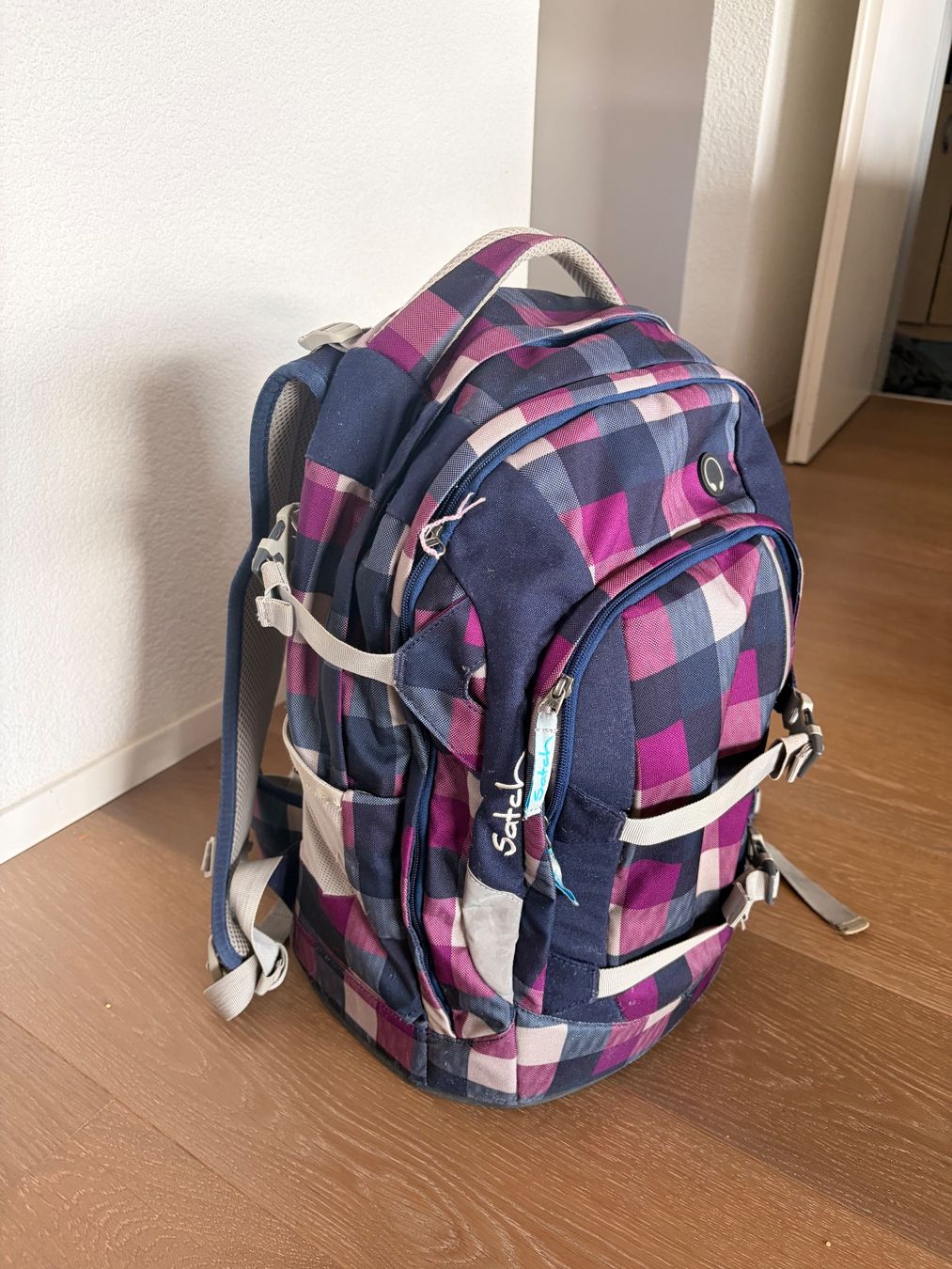 Satch Sacs à dos: Satch Rucksack + Etui – D'occasion à Lostorf par cin_ch7j 1