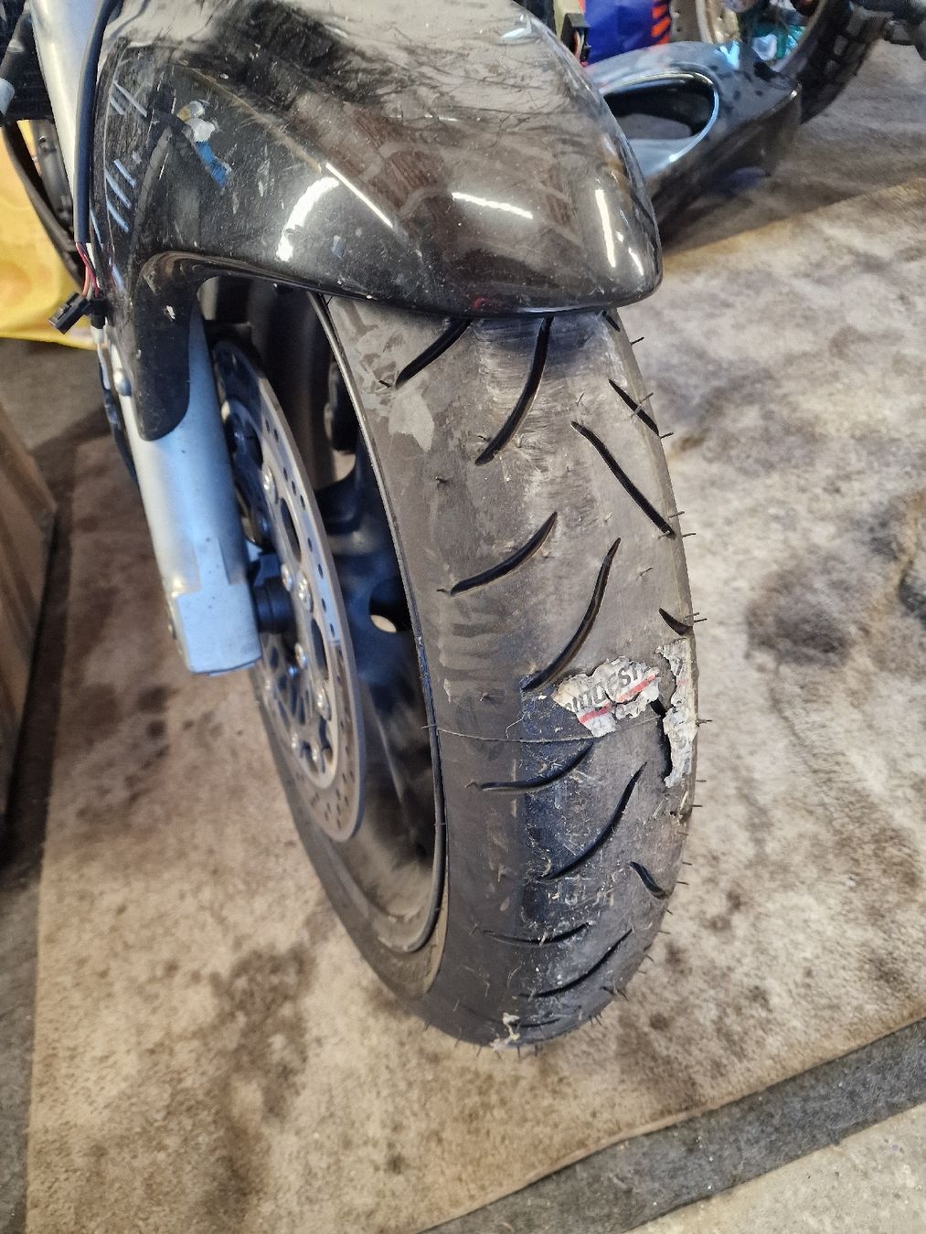 Triumph Tutti i ricambio per moto: TRIUMPH SPRINT ST 955 INJECTION – Usato da Onex venduto da cri_y9sd 2