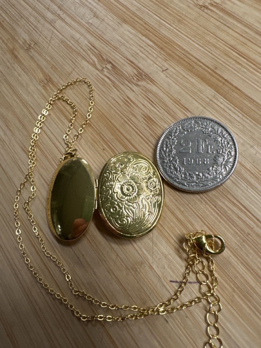 Catenine: Kette mit Medaillon zu öffnen – Nuovo (secondo la descrizione) da Trüllikon venduto da angela4444 3