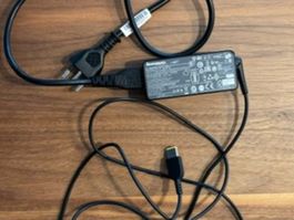 Original Lenovo Netzteil 45W Slim Tip inkl. Netzkabel