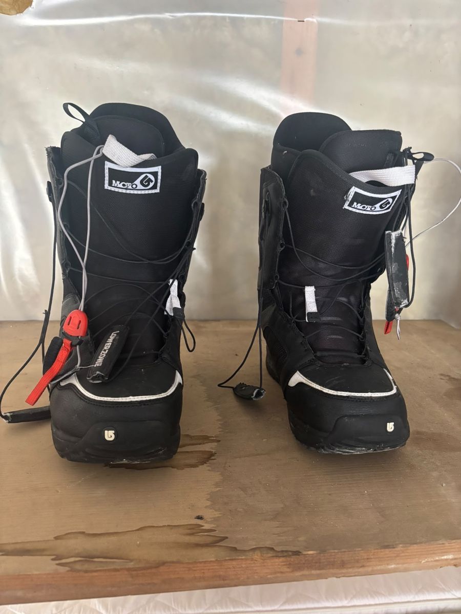 Boards: Snowboard Burton + Schuhe 45 – Gebraucht aus Weinfelden von Schemeltoetz 1