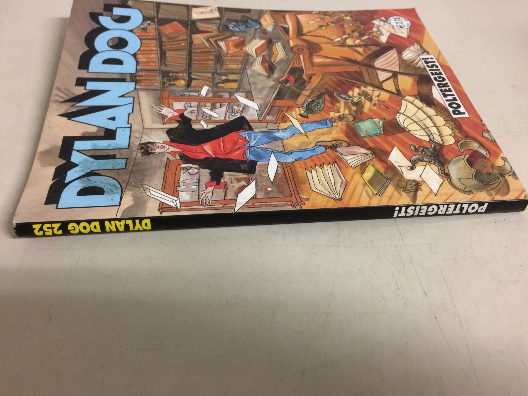 BD: DYLAN DOG  # 252 POLTERGEIST! Sergio Bonelli 2007 – D'occasion à Vezia par Aquarius_Age 3