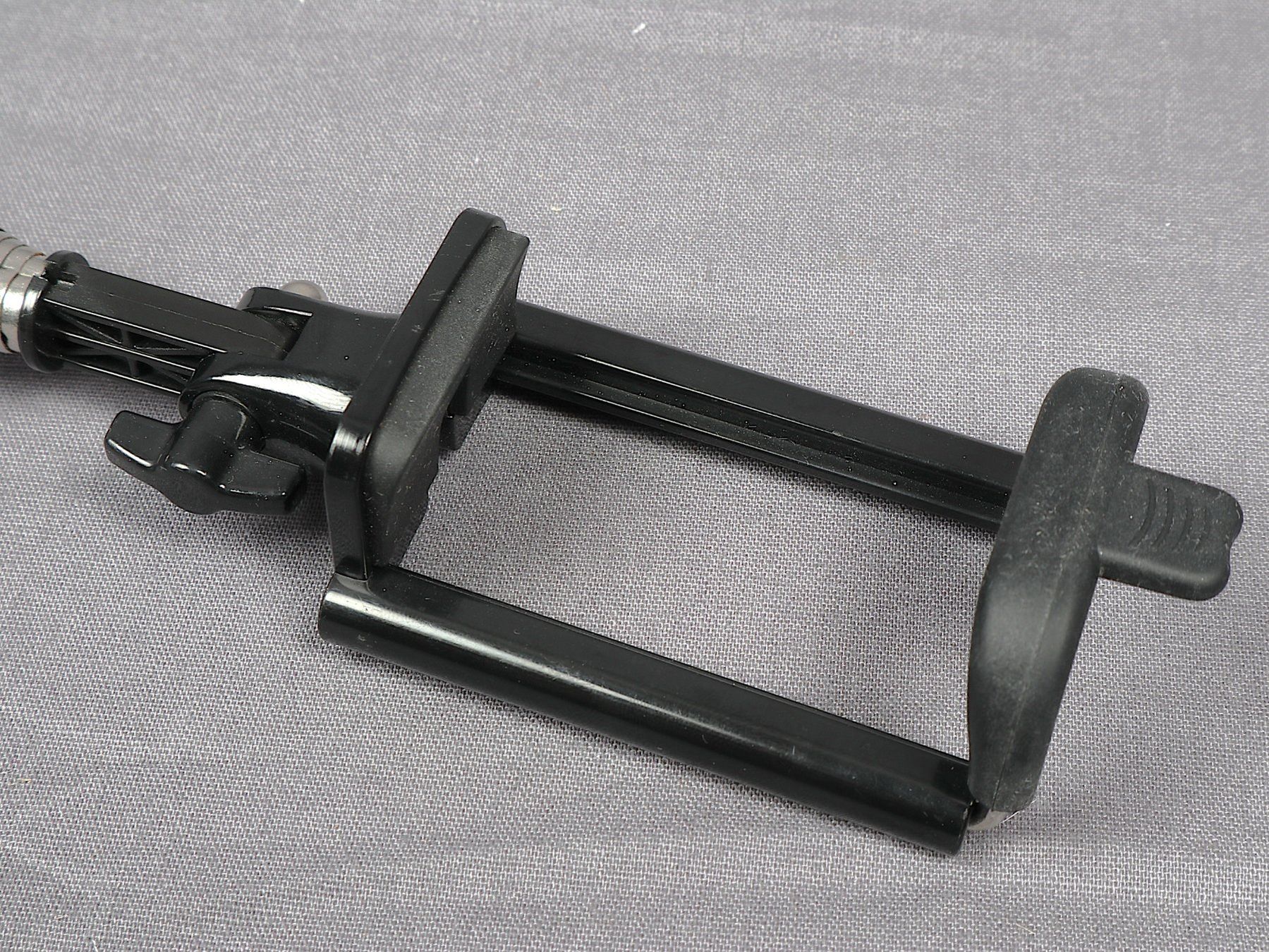 Halterungen: REMAX Selfie Stick Black – Gebraucht aus Steinen von Restwert_Steinen 5