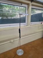 Designer Stehlampe Halo von Baltensweiler Schweiz 
