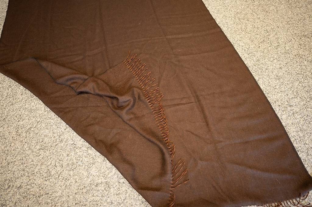 Coperte: Wohndecke in Dunkelbraun mit Fransen – Nuovo e nell'imballaggio originale da Ittigen venduto da jos_fsm8