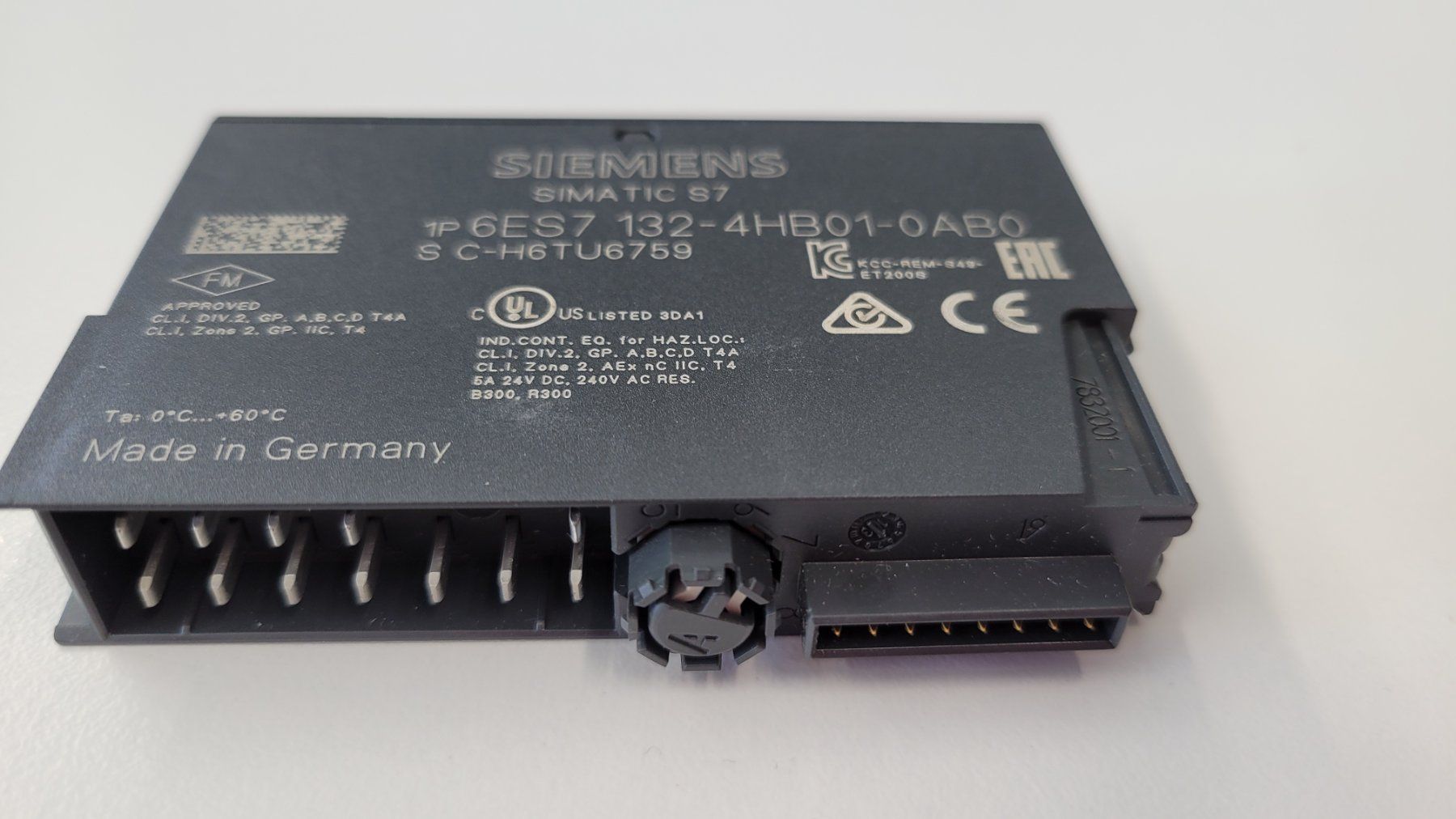 Siemens Composants électroniques: Siemens ET200S - 6ES7132-4HB01-0AB0 – D'occasion à Möhlin par Kaiser_Engineering 1