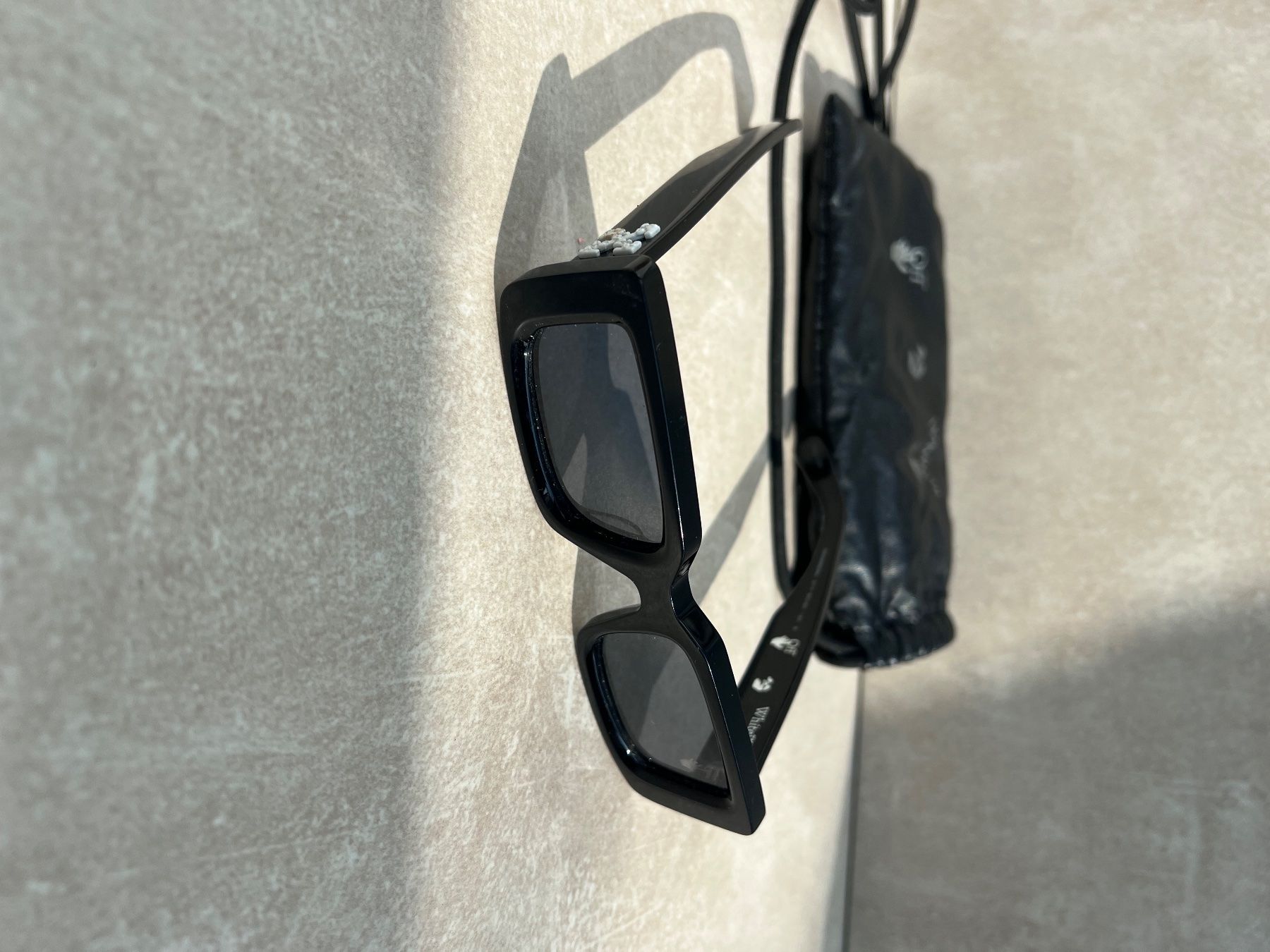 Off-White Occhiali & Lenti: Sonnenbrille Off-White – Usato da Langnau am Albis venduto da lop_q92b 1