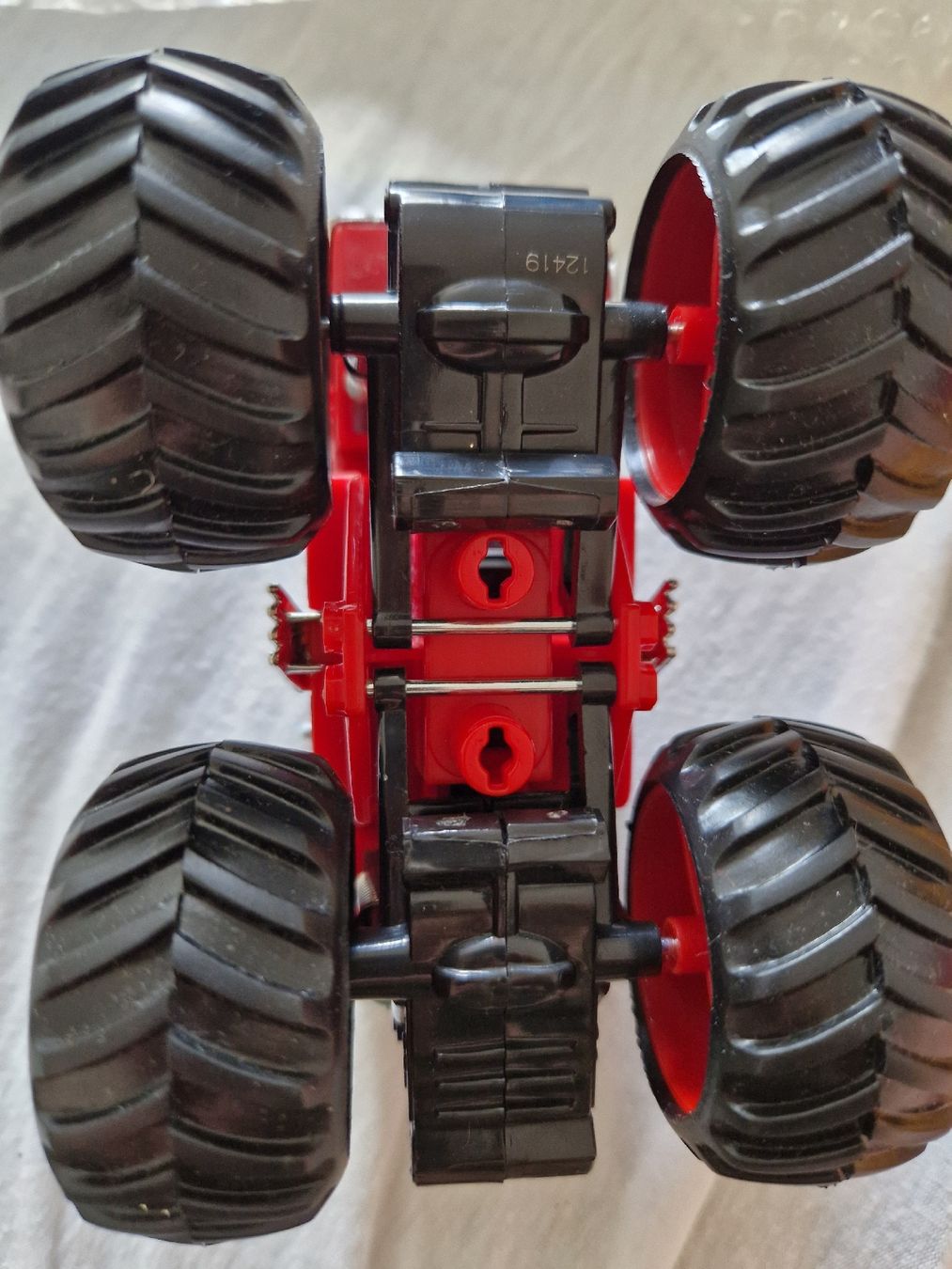 Spielzeuge: Monstertruck "Earth Crusher" – Gebraucht aus Zürich von ant_kk8r 4