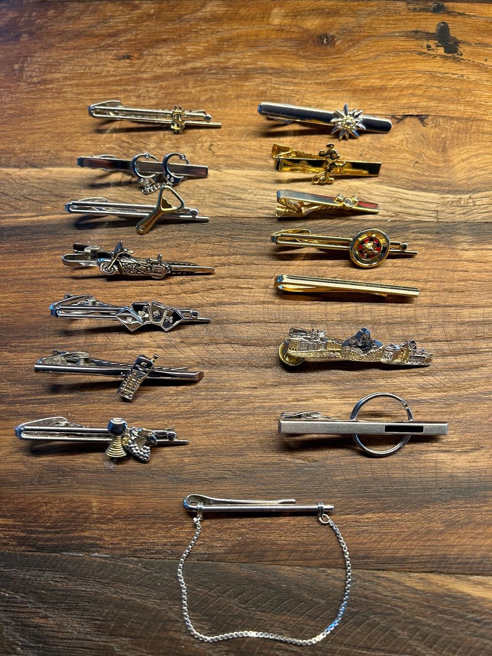 Greifer: Collection de pinces à cravatte – Gebraucht aus Semsales von Piter1973
