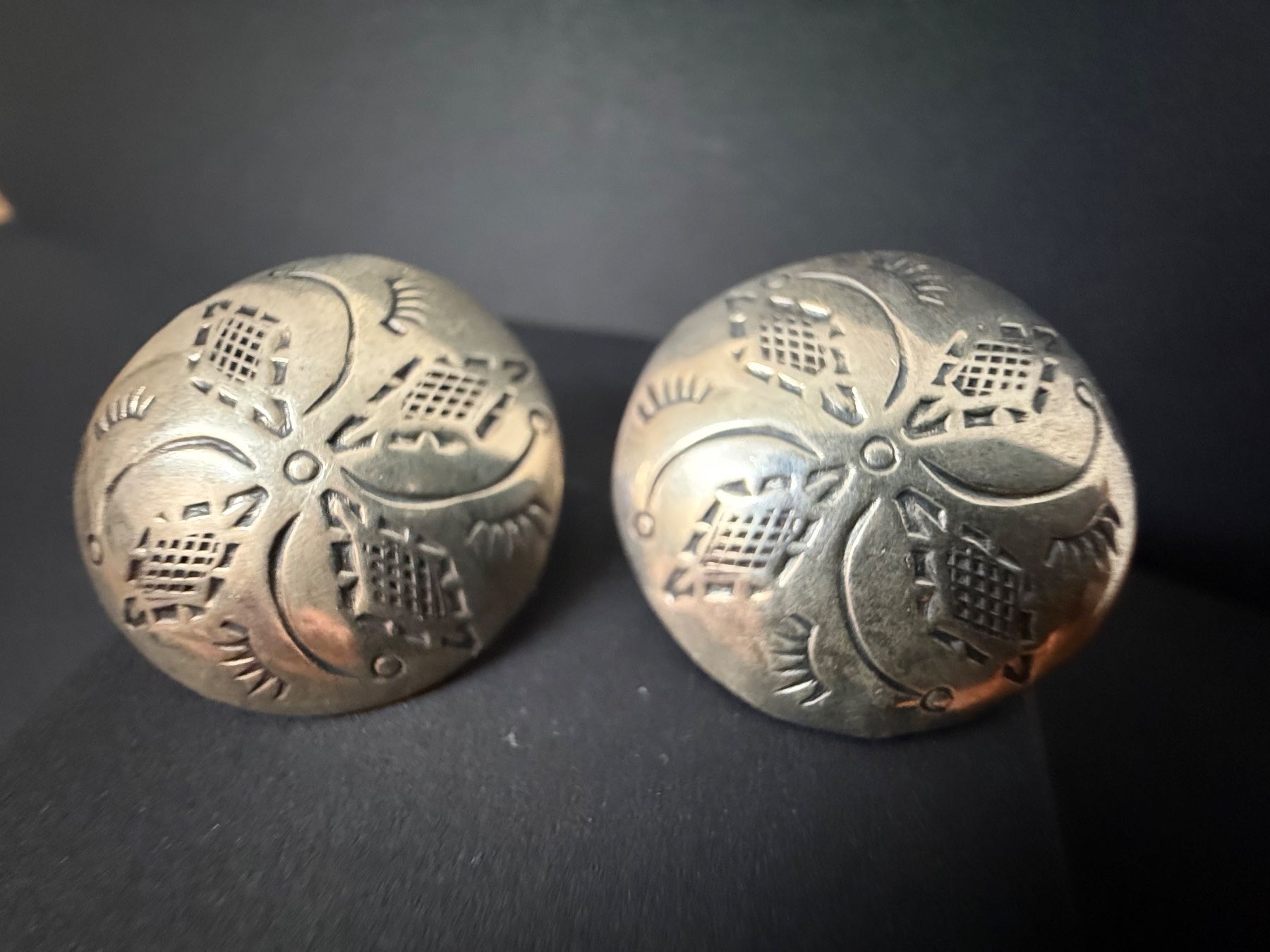 Orecchini pendenti & Orecchini a lobo: Indianer Navajo Silber Ohrstecker 925 – Usato da Spiegel b. Bern venduto da Rogger72
