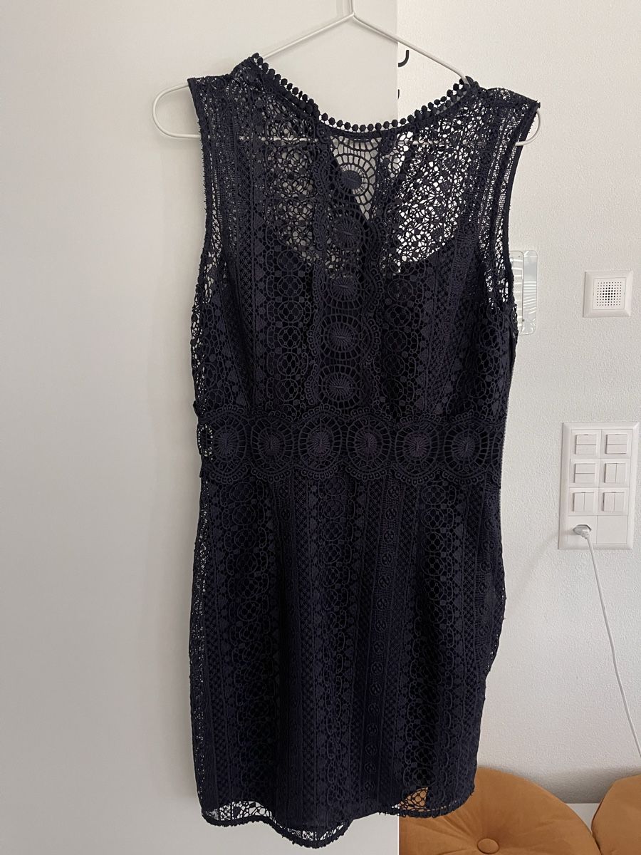 H&M Robes: Kleid mit Häckeldetails – D'occasion à Zürich par mel_87ct