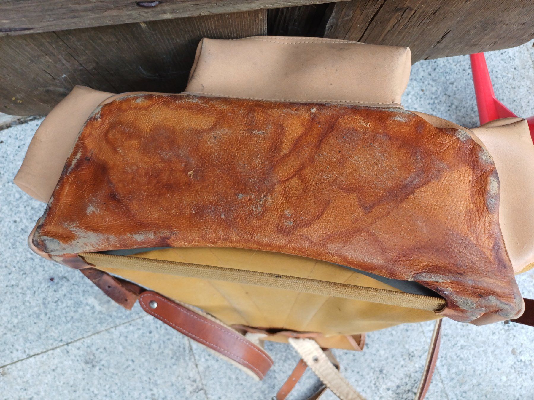 Zaini: Vintage Rucksack antik – Usato da Zweisimmen venduto da Fandango 5