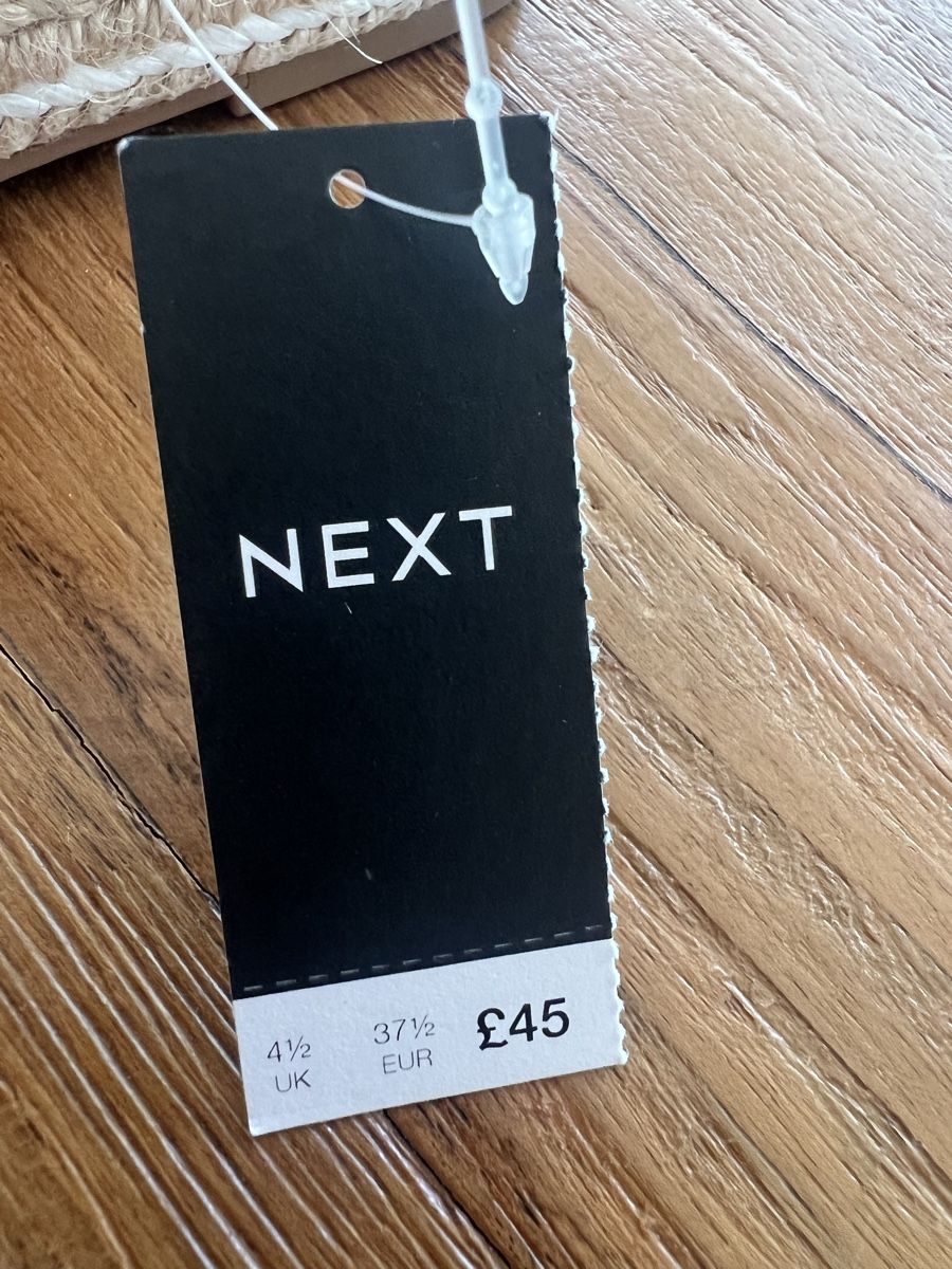 Next Damenschuhe: Neuves chaussures compensées confort 37.5 – Neu und originalverpackt aus Lugnorre von cla_j6bq 2