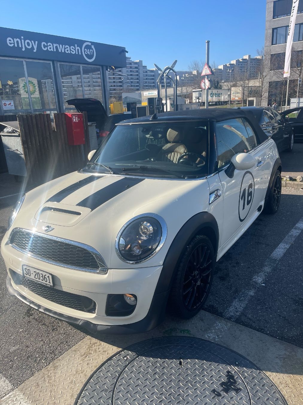 Mini Automobili: Mini Cooper S Cabrio – Usato da Möhlin venduto da zille_bs