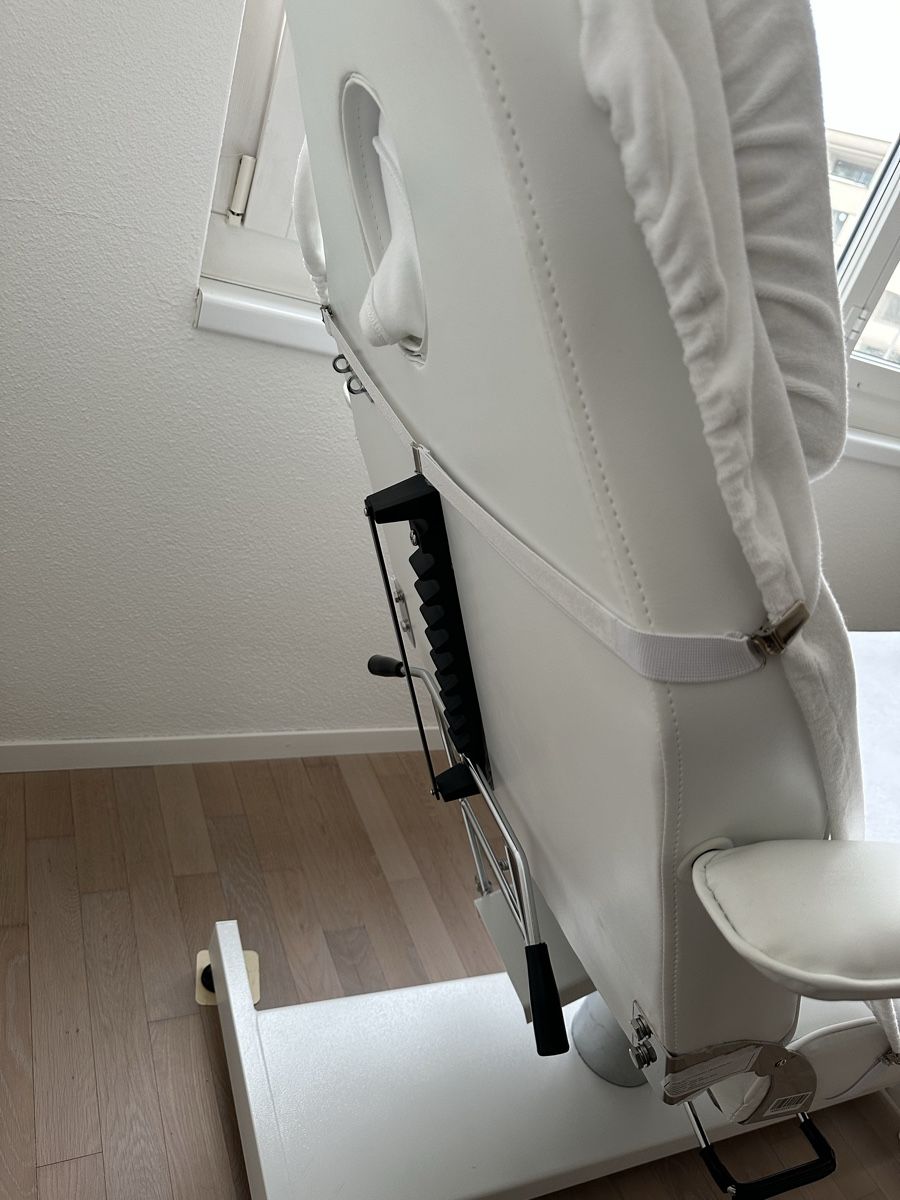 Lettini & sedie per cosmetici: Kosmetikliege – Usato da Stans venduto da mis_2ddw 1