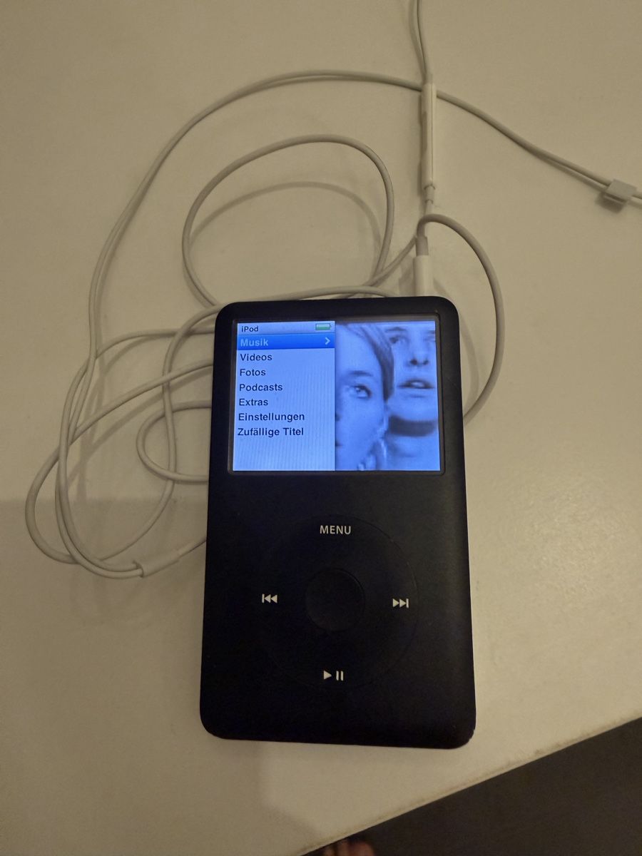 Apple Tragbarer Mediaplayer: Ipod Classic 80GB – Gebraucht aus Bern von thecrow03